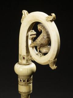 Head of crozier (crosse) (Side)