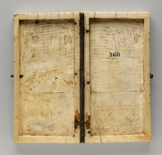 Writing tablets or box, 1 register, 1 arch across, bands of rosettes (plaquettes; tablettes à écrire; boite; décor de roses) (Back)