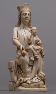 Statuette (Front)