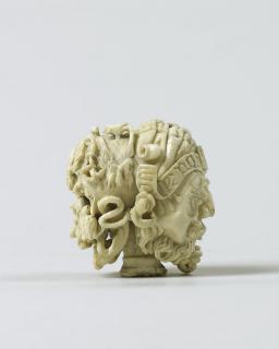 Rosary bead, 2 faces (chapelet)