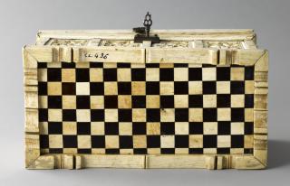 Casket, ogee arches (coffret; box; boite) (Bottom)