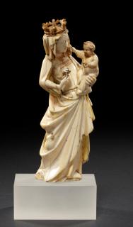 Statuette (Front)