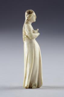Statuette (Side)