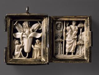 Diptych-shaped openwork pendant (pendentif; ajouré) (Front, open)