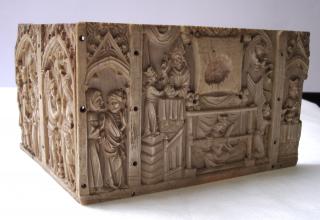 Panels (2)(fragments of a casket; front and end), with arches (coffret; frise d'arcatures)