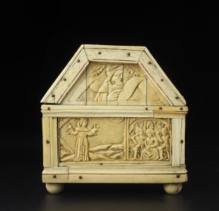 Box with pitched lid (End, right)
