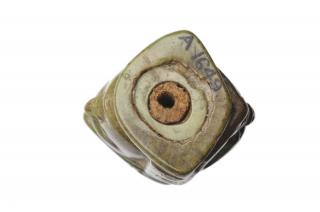 Rosary bead, 2 faces (chapelet) (Bottom)