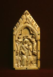 Gabled wing, left (fragment of a diptych), 1 register, 1 arch across (Front)