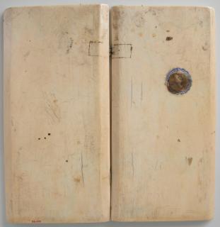 Diptych, 3 registers, 5 arches across (frise d'arcatures) (Back)