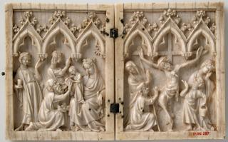 Diptych, 1 register, 3 arches across (frise d'arcatures; plaquettes) (Front)