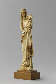 Relief (appliqué) (Side)