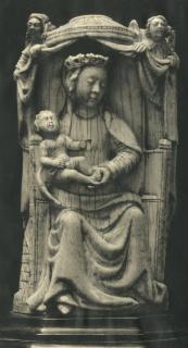 Statuette (Front)