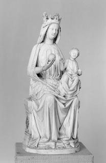Statuette; so-called 'Davillier Virgin' (Front)