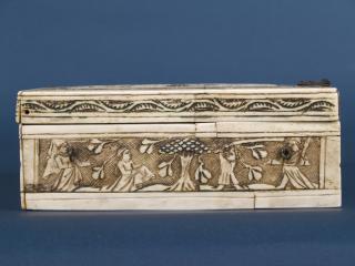 Box (boite) (End, left)