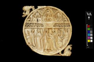 Mirror case (valve de miroir, frise d'arcatures, colonnettes) (Front)