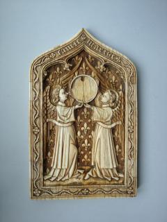 Ogee-shaped centre panel (fragment of a triptych); known as the Reliquary of saint Martha (Front)