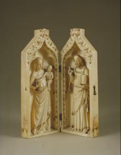 Gabled diptych, 1 register, 1 ogee arch across, bands of rosettes (décor de roses); also known as the Salting Diptych (Front)