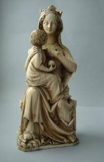 Statuette (Front)