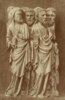 Relief (appliqué) (Front)