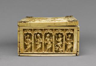 Casket with ogee arches (coffret) (End, left)