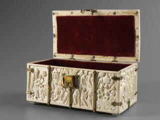 Casket (coffret) (Interior)