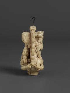 Rosary bead, 2 faces (chapelet) (Side)