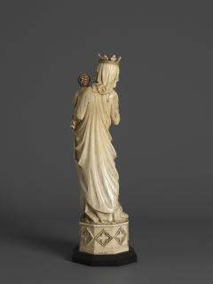 Statuette (Back)
