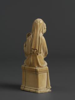 Statuette (Back)