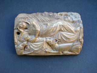Relief (appliqué) (Front)