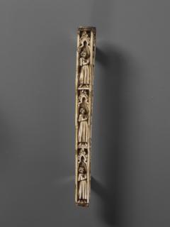 Knife handle, 3 registers, with arches (Side)