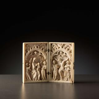 Diptych, 1 register, 1 arch across (plaquettes; colonnettes) (Front)