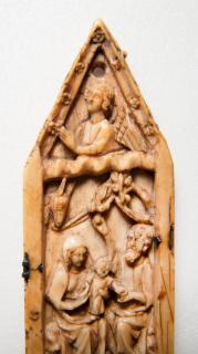 Gabled panel (fragment of a polyptych), 4 registers, bands of rosettes (décor de roses; tabernacle) (Front, detail)