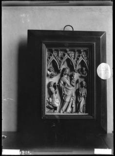 Wing, left (fragment of a diptych), 1 register, 3 arches across (plaquette; frise d'arcatures) (Front)