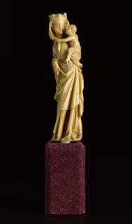 Statuette (Front)
