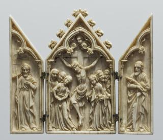 Gabled triptych, 1 register, 1 arch across (colonnettes) (Front, open)