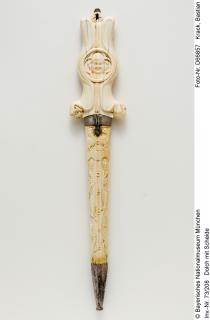 Dagger handle and sheath, with arches and bands of rosettes (manche et fourreau de poignard; décor de roses) (Side 2)