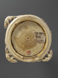 Mirror case (valve de miroir) (Back)