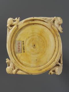 Mirror case (valve de miroir) (Back)