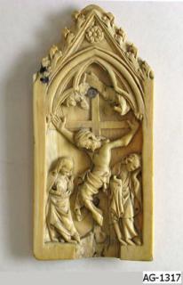 Gabled panel (probably a pax), 1 register, 1 arch across (baiser de paix) (Front)