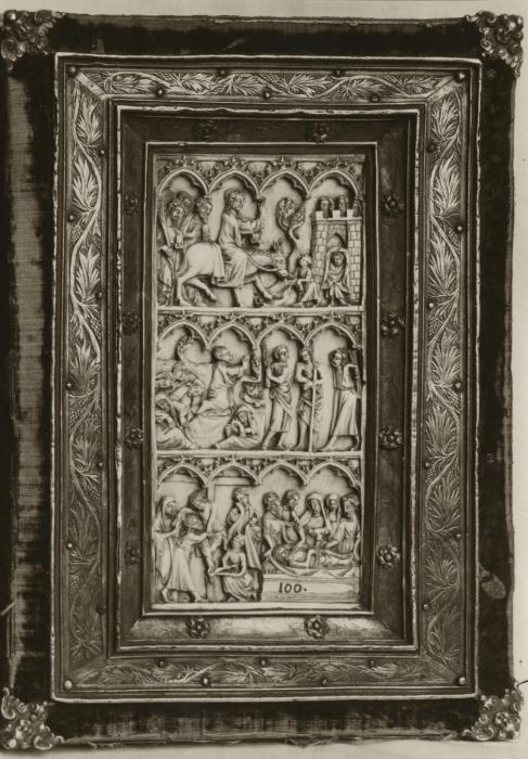 Diptych, 3 registers, 4 arches across (plaquettes; frise d'arcature); used as part of the binding of a book (Front cover)