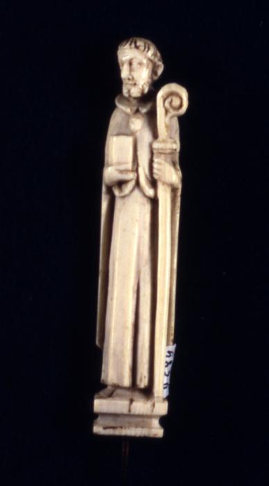 Relief (appliqué) (Front)