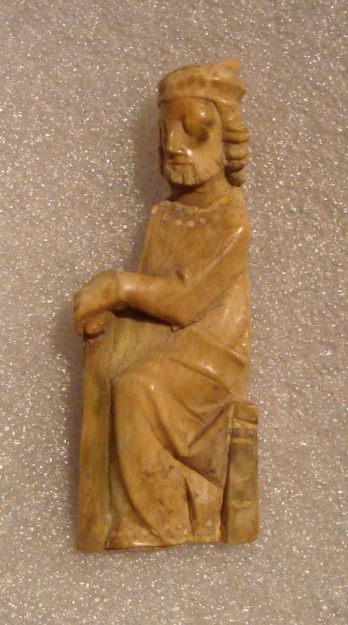 Relief (appliqué) (Front)