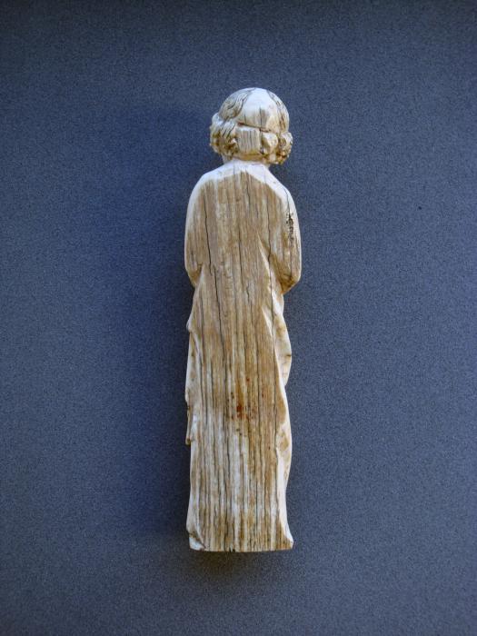 Relief (appliqué) (Back)