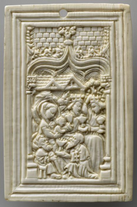 Panel (fragment of a box), 1 register, 1 ogee arch across (plaquette; colonnettes) (Front)