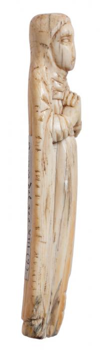 Statuette (Side)