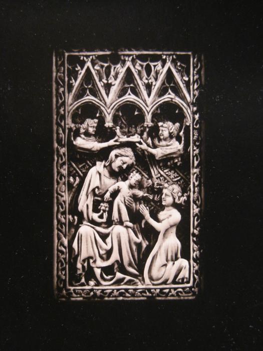 Wing, left (part of a diptych), 1 register, 3 arches across (frise d'arcatures; plaquette); known as the Antwerp-Lucerne diptych (Front)