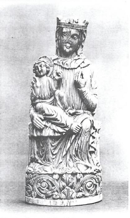 Relief (appliqué) (Front)