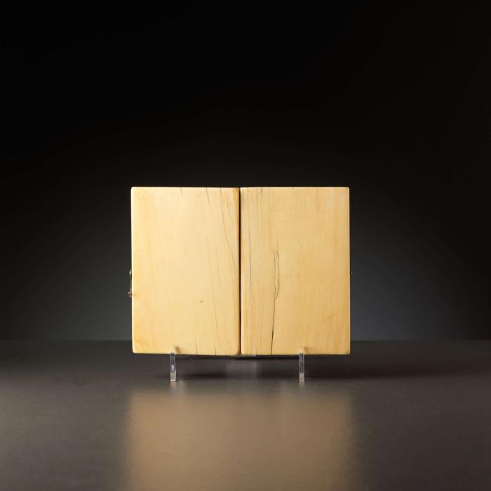 Diptych, 1 register, 1 arch across (plaquettes; colonnettes) (Back)