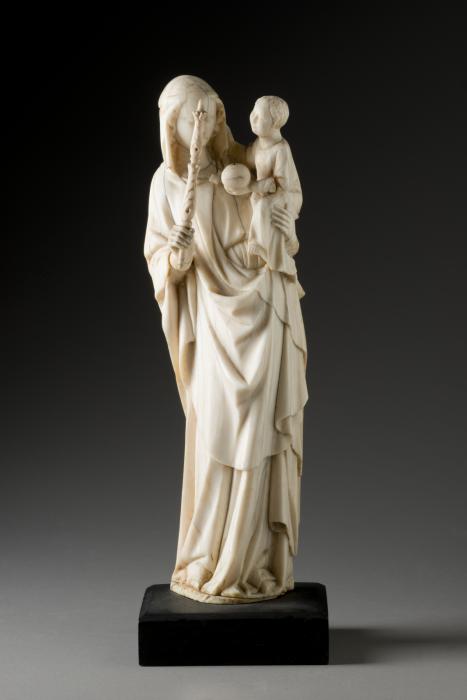 Statuette (Front)