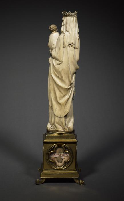 Statuette (Back)